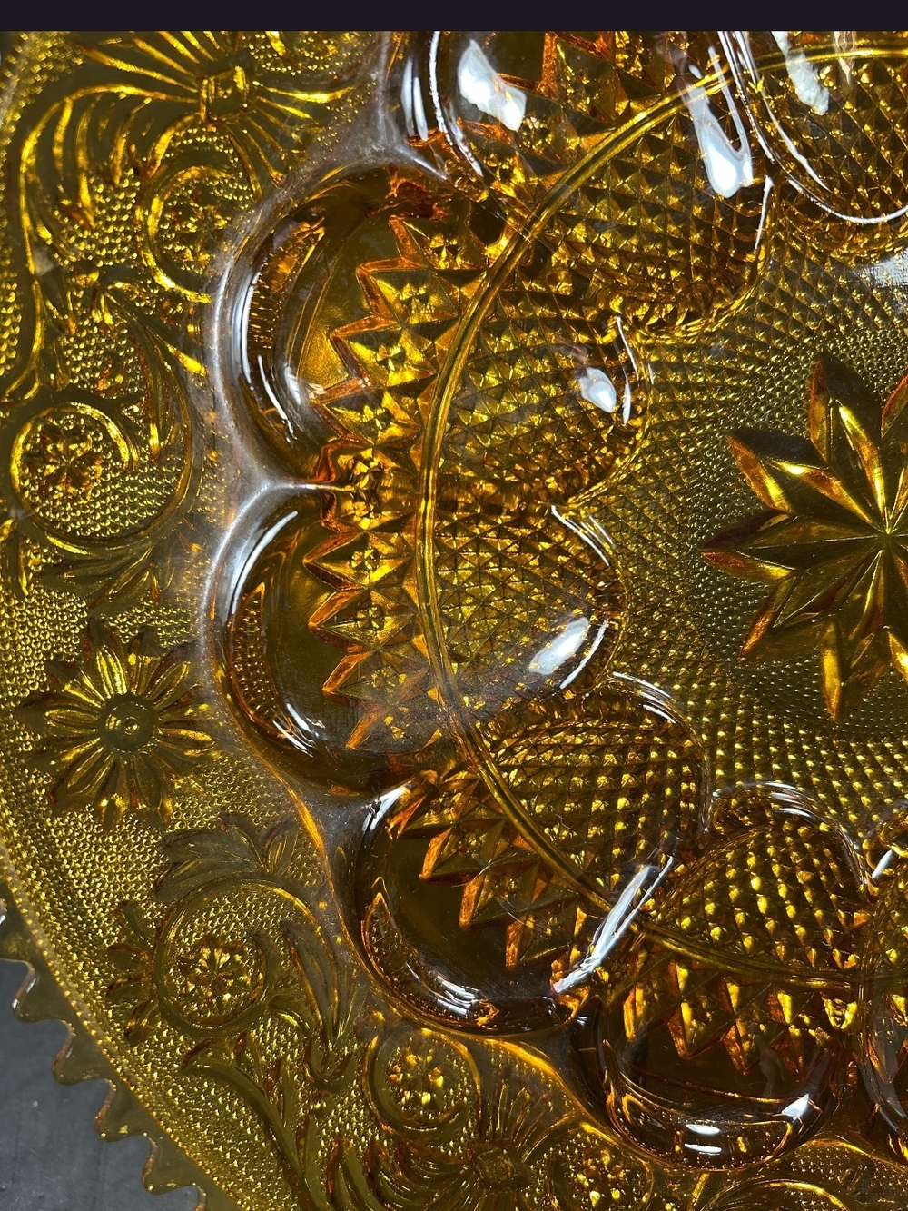 Indiana Glass Tiara Deviled Egg Sandwich Pattern Marigold Round Serving Platter - Picture 4 of 4